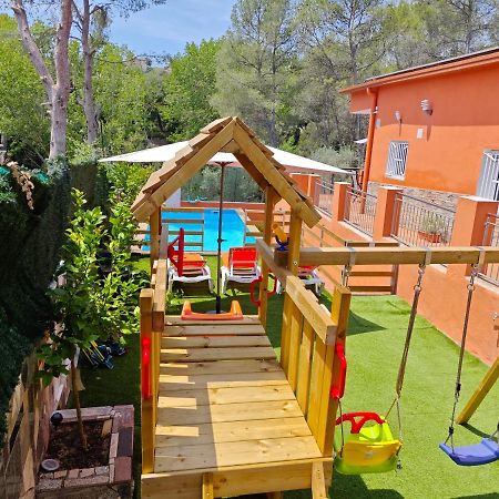 فيلا Relax House Barcelone سانت إستيفي سيسروفير المظهر الخارجي الصورة