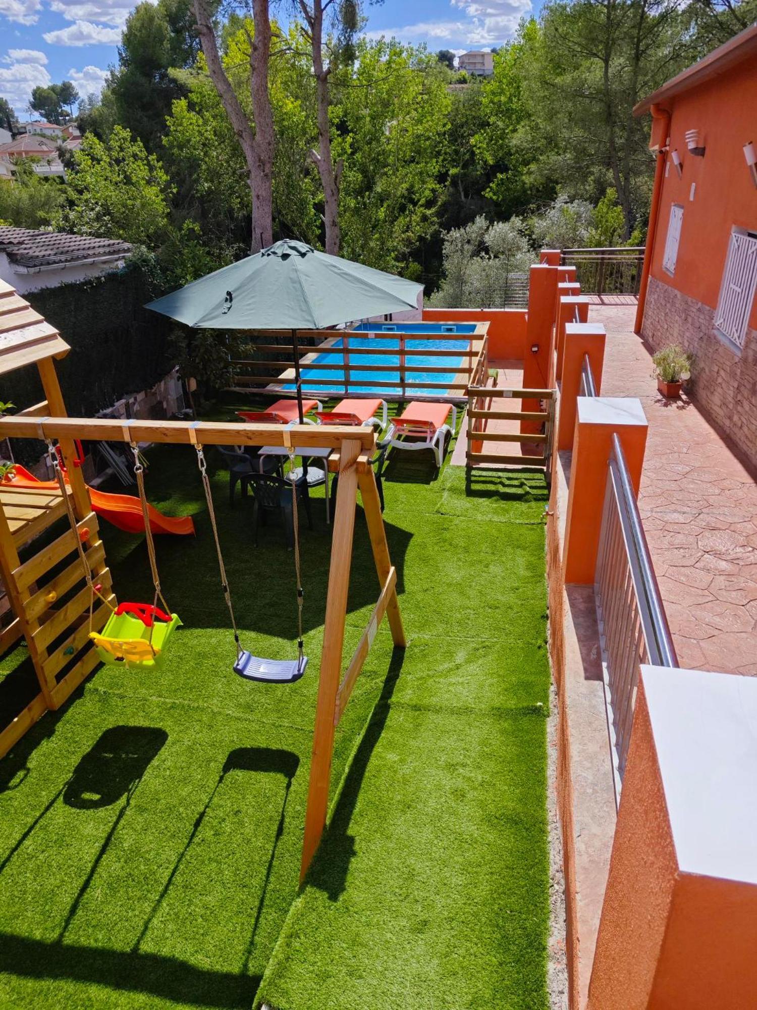 فيلا Relax House Barcelone سانت إستيفي سيسروفير المظهر الخارجي الصورة